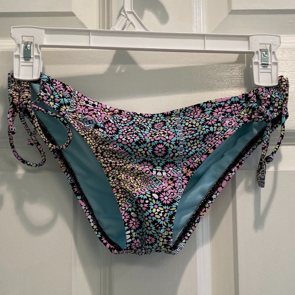 Swim suit bottoms